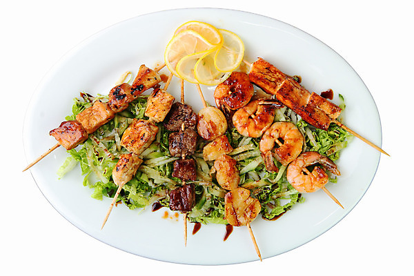 포토 JPG 해외이미지 접시 음식 조각 육류 돼지고기 어류 요리 동양인 사람없음 빨간색 초록색 노란색 식사 저녁식사 치킨 흰색 신선 뜨거움 막대기 꼬치 그릴 바비큐 굽기 레몬 해산물 큐브 준비 가리비 점심식사 고립 케밥 송아지고기 식용 해외202004 해외포토 식기 컬러 과일 식재료 주방용품 조개 인종 수중동물 구이 닭고기요리 파일형식 이미지허브