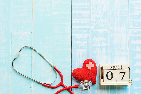 포토 JPG 해외이미지 직업 교육 행복 백그라운드 컨셉 비즈니스 청진기 탁자 휴가 건강 병원 사랑 사람없음 목재 치료 빨간색 세계 약 시험 환자 간호사 의사 수확 하트 심장 업무 닫기 보호 질병 심볼 기부 월 돌봄 심장병 전국 자선단체 해외202004 해외포토 모양 나무 감정 컬러 가구 농업 재료 의학 의료기기 모션 의료진 작업 장기_의학 그룹 날짜 자선 파일형식 이미지허브