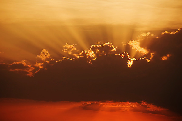 포토 JPG 해외이미지 구름 백그라운드 오렌지 자연 하늘 아침 불꽃 창조 풍경 사람없음 빨간색 여름 빛 햇빛 태양 노란색 우주 환경 힘 침묵 황혼 일몰 봄 새벽 자유 광선 뜨거움 황금 야간 포르투갈 폭풍 천국 웅장함 해외202004 해외포토 주간 자연요소 계절 유럽 컬러 컨셉 과일 불 날씨 노을 소리 생태계 파일형식 이미지허브