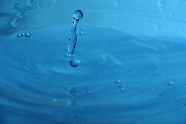 포토 JPG 해외이미지 모양 물결 음료 파도 백그라운드 모션 자연 표면 추상 건강 사람없음 물 파란색 빛 반사 환경 수중 거품 젖음 에너지 추위 물방울 신선 원형 투명 액체 떨어짐 빗방울 순수 심플 충격 잔물결 터키석 스플래쉬 완전 해외202004 해외포토 자연요소 도형 바다 컬러 컨셉 무늬 비_날씨 보석 생태계 파일형식 이미지허브