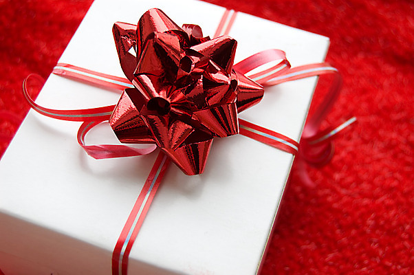 포토 JPG 해외이미지 디자인 계절 기념일 행복 리본 종이 백그라운드 크리스마스 겨울 패턴 휴가 새로움 발렌타인데이 선물 사랑 사람없음 장식 빨간색 상자 놀람 덮개 흰색 축하 인사 생일 연도 활 패키지 고립 해외202004 해외포토 감정 컬러 컨셉 무늬 데이이벤트 표정 이벤트 뚜껑 예절 파일형식 이미지허브