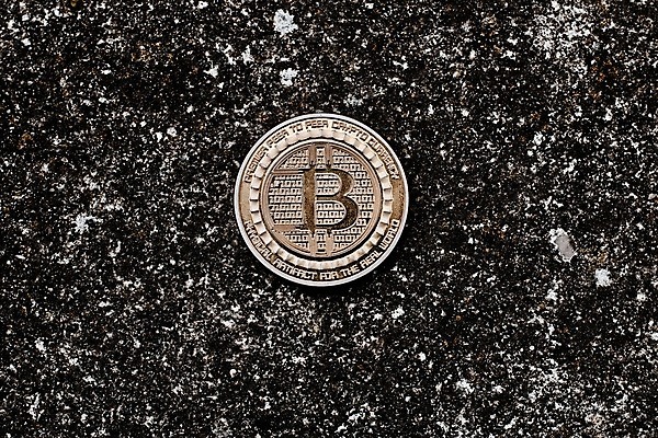 포토 JPG 해외이미지 돈 사람없음 금융 금속 동전 황금 무역 투자 온라인쇼핑 가치 해외202004 해외포토 산업 비즈니스 재질 경제 쇼핑 재산 온라인 파일형식 이미지허브