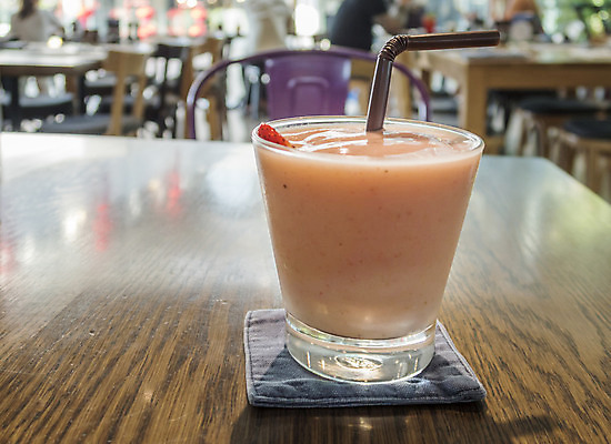 포토 JPG 해외이미지 열매 음료 음식 백그라운드 다이어트 과일 딸기 디저트 건강 종류 사람없음 빨간색 여름 컬러풀 침묵 주스 활발 추위 흰색 신선 고명 달콤 아침식사 먹기 민트 크림 상쾌 블루베리 날것 라임 칼로리 쉐이크 떨림 고립 냉각기 숙성 스무디 해외202004 해외포토 식물 계절 감정 컬러 컨셉 모션 식사 소리 맛 허브 파일형식 이미지허브