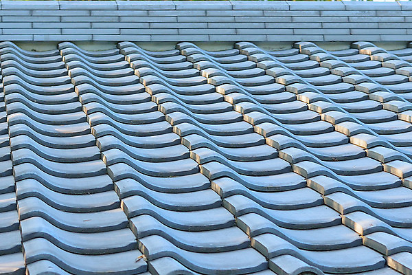 포토 JPG 해외이미지 디자인 외관 산업 아시아 벽 파도 백그라운드 패턴 곡선 건축양식 지붕 추상 새로움 주택 사람없음 야외 장식 파란색 일본 검은색 힘 덮개 흰색 도자기 보호 정상 큼 타일 묘사 질감 눈금 그런지 스타일 해외202004 해외포토 건축 나라 선 바다 컬러 컨셉 무늬 건물 뚜껑 크기 파일형식 이미지허브