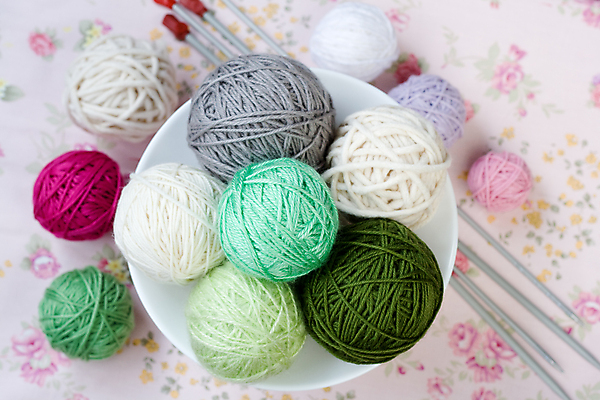 포토 JPG 해외이미지 커플 밧줄 분홍색 공 가족 주택 서기 취미 사람없음 빨간색 초록색 노란색 보라색 어둠 고요 기쁨 식탁보 흰색 업무 고리 뜨개질 달콤 작음 큼 레이아웃 피라미드 실타래 제비 양모 얇은 철강 혼자 안락 해외202004 해외포토 건축물 감정 줄 컬러 컨셉 관계 모션 조류 건물 직물 작업 맛 크기 랜드마크 파일형식 이미지허브