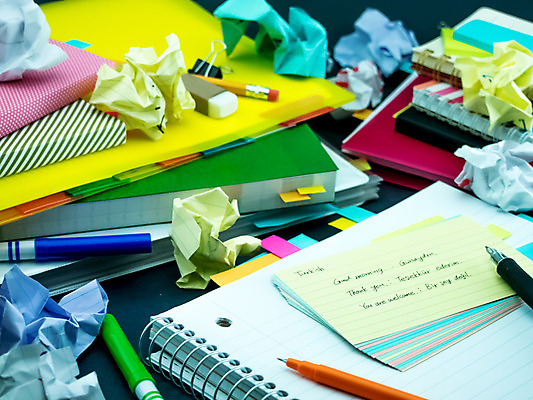 포토 JPG 해외이미지 학생 영어 교육 문화 텍스트 통신 교실 학교 수업 사람없음 책 단어 스터디 세계 글로벌 연필 펜 쪽지 공책 시험 퀴즈 가르침 강의 사전 소셜 번역 해외202004 튀르키예 해외포토 문자 아시아 문구용품 학용품 학습 필기구 파일형식 이미지허브