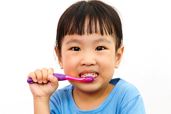 포토 JPG 해외이미지 라이프스타일 여자 행복 얼굴 어린이 건강 한명 사람 동양인 일상 중국 기쁨 붓 입 치아 보호 칫솔 작음 청소 예방 말레이시아 고립 돌봄 위생관리 해외202004 해외포토 1 감정 아시아 컨셉 모션 관리 인종 라이프 생활 신체부위 위생용품 소화기관 크기 파일형식 이미지허브