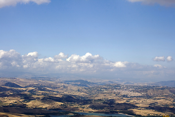 포토 JPG 해외이미지 파노라마 풍경 사람없음 이탈리아 농촌 시골 땅 언덕 지역 주민 해외202004 해외포토 유럽 촬영기법 파일형식 이미지허브