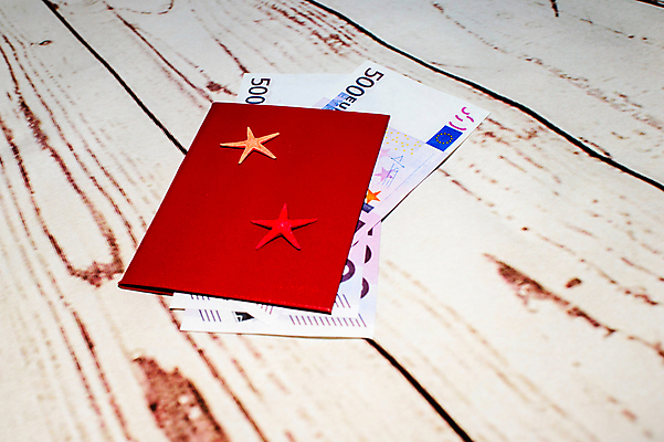 포토 JPG 해외이미지 디자인 별 종이 안경 바다 여행 백그라운드 컨셉 돈 비즈니스 장신구 교통시설 자연 휴가 조개 비행기 프레임 사람없음 금융 파란색 쇼핑 태양 여행객 하이킹 탐험 신용카드 심볼 사인 준비 문서 여권 위치 요금 힙스터 해외202004 해외포토 자연요소 잡화 패션 컬러 교통 항공교통 레저 어패류 대중교통 사람 경제 재산 시설 생태계 파일형식 이미지허브