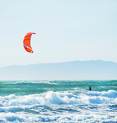포토 JPG 해외이미지 라이프스타일 남자 스포츠 파도 바다 여행 포즈 바람 휴가 정장 사람없음 빨간색 물 파란색 운동 맑음 미국 젖음 수상스포츠 서핑 위험 연 속도 캘리포니아 태평양 서퍼 해외202004 해외포토 자연요소 옷 컬러 컨셉 북아메리카 날씨 운동선수 건강 사람 생활 놀이용품 파일형식 이미지허브