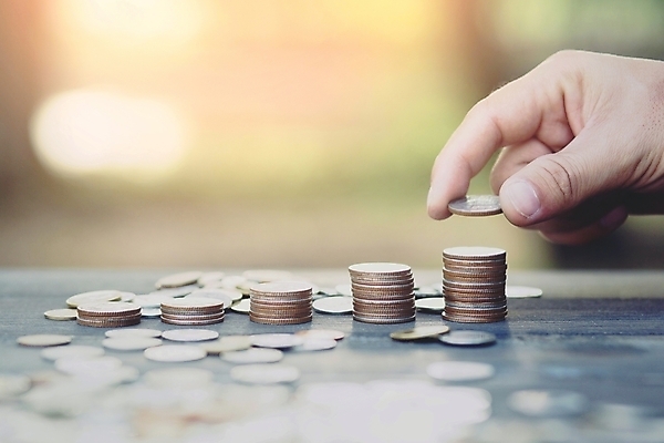 포토 JPG 해외이미지 공원 컨셉 돈 비즈니스 태국 통계 성공 그래프 사람없음 금융 햇빛 쌓기 일출 환경 달러 동전 희망 저축 성장 항아리 절약 주식 심볼 사인 투자 수익 회계 유지 월급 대출 넣기 진짜 투자자 많음 해외202004 해외포토 공공시설 감정 아시아 모션 경제 태양 노을 도자기 재산 파일형식 이미지허브