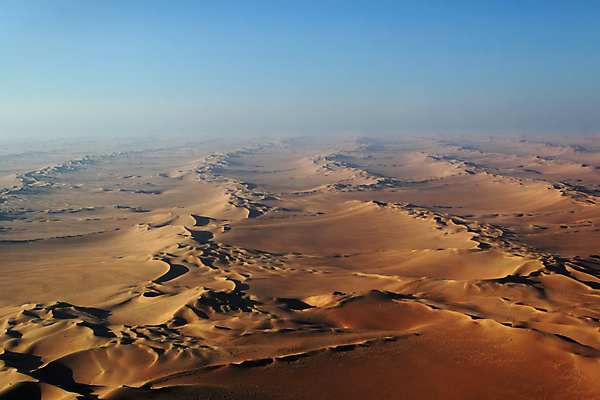 포토 JPG 해외이미지 모래 패턴 아프리카 자연 건조 그림자 풍경 사람없음 빨간색 모래사장 갈색 노란색 사막 모래언덕 질감 나미비아 조감도 해외202004 해외포토 나라 바다 컬러 무늬 언덕 생태계 남아프리카 파일형식 이미지허브