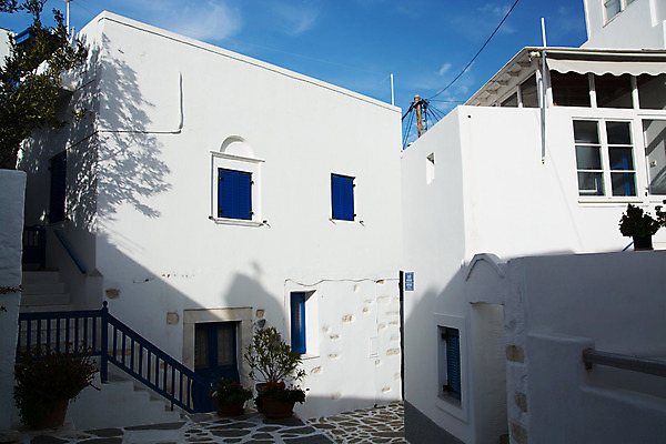 포토 JPG 해외이미지 바다 섬 휴가 주택 사람없음 건물 항구 봄 지중해 그리스 해외202004 해외포토 건축물 계절 유럽 교통시설 파일형식 이미지허브