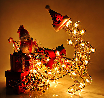 포토 JPG 해외이미지 동물 계절 별 백그라운드 크리스마스 자연 눈사람 사슴 조명 새해 선물 사람없음 장식 빨간색 초록색 빛 반짝임 상자 파티 종 램프 축하 눈송이 황금 직원 내추럴 순록 해외202004 해외포토 자연요소 기념일 컬러 컨셉 포유류 모션 눈_날씨 이벤트 생태계 파일형식 이미지허브