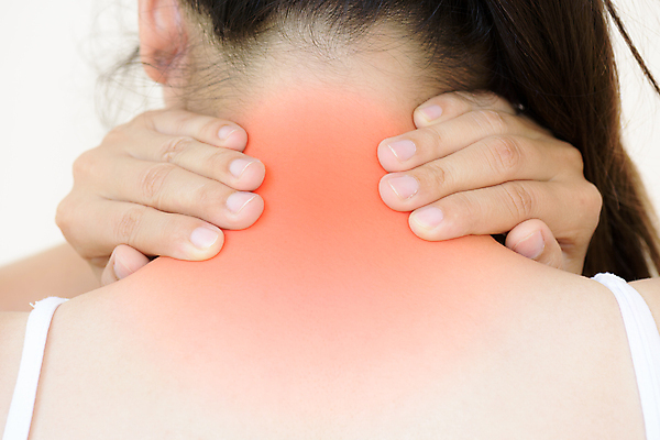 포토 JPG 해외이미지 백인 손 여자 백그라운드 신체 손가락 근육 스트레스 건강 피곤 사람 성인 사람없음 머리 고통 터치 흰색 마사지 질병 척추 어깨 목 문제 테라피 고립 요통 해외202004 해외포토 서양인 감정 컬러 컨셉 의학 뼈 신체부위 뷰티 허리통증 파일형식 이미지허브