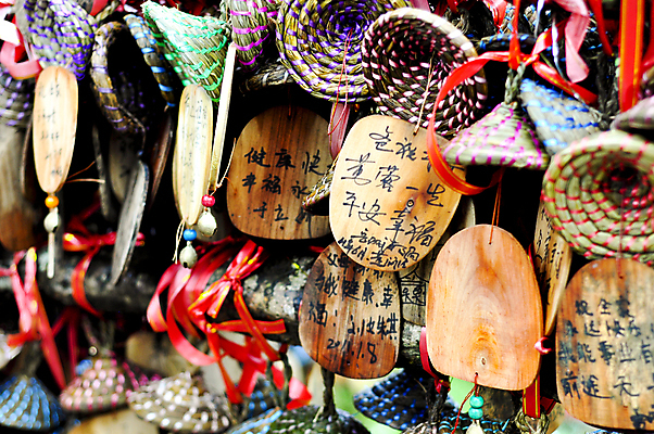 포토 JPG 해외이미지 캐릭터 전통 디자인 아시아 종교 문화 선 여행 불교 동양인 사람없음 목재 알약 평화 중국 희망 기도 기록 사찰 체험 메시지 영혼 재산 오브젝트 신성 깊이 사당 숭배 신앙심 해외202004 해외포토 나무 감정 나라 컨셉 재료 종교건축 인종 금융 약 파일형식 이미지허브