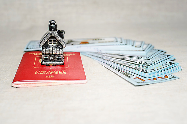 포토 JPG 해외이미지 여행 백그라운드 돈 비즈니스 성공 부동산 주택 사람없음 초록색 금융 경제 쇼핑 쌓기 믿음 달러 금속 쪽지 미국 유로 성장 흰색 변화 주식 입장 복고 투자 여권 대추 계산서 대출 루블 정부 해외202004 해외포토 감정 컬러 컨셉 북아메리카 모션 재질 건물 재산 파일형식 이미지허브