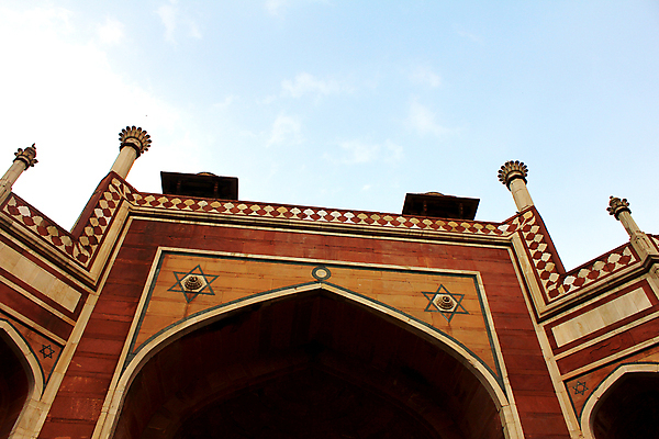 포토 JPG 해외이미지 외관 아시아 종교 여행 건축양식 하늘 휴가 동양인 사람없음 야외 파란색 컬러풀 여행객 맑음 궁전 무덤 시간 사찰 역사 이슬람교 인도인 천연기념물 고고학 사당 옛날 웅장함 해외202004 해외포토 외국인 교육 건축 나라 컬러 고건축 종교건축 날씨 사람 인종 파일형식 이미지허브