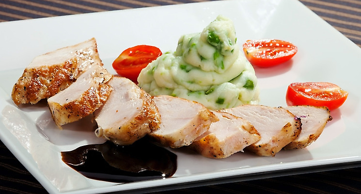 포토 JPG 해외이미지 접시 음식 백그라운드 채소 감자 건강 육류 돼지고기 스테이크 요리 사람없음 빨간색 초록색 식사 저녁식사 샐러드 흰색 신선 맛 그릴 바비큐 강의 굽기 허브 허리 메인 향신료 준비 완두콩 무침 점심식사 고립 등심 식초 해외202004 해외포토 식물 식기 컬러 컨셉 식재료 주방용품 콩 서양음식 신체부위 구이 향미료 파일형식 이미지허브