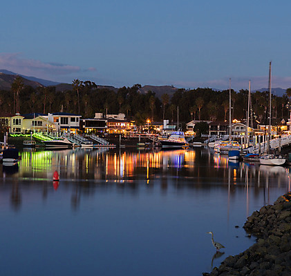 포토 JPG 해외이미지 실루엣 크리스마스 요트 조류 휴가 전등 조명 주택 사람없음 장식 야자수 반사 일출 항구 미국 황혼 일몰 보트 고급 매끈함 야간 저녁 맨션 왜가리 방파제 운하 캘리포니아 해외202004 해외포토 자연요소 나무 동물 공공시설 기념일 컨셉 북아메리카 배_교통 교통시설 촬영기법 건물 노을 감각 파일형식 이미지허브