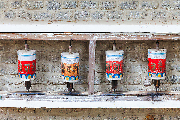 포토 JPG 해외이미지 캐릭터 전통 아시아 종교 문화 선 벽 불교 건축양식 사람없음 장식 믿음 금속 장비 기도 사찰 바퀴 황금 축복 심볼 명상 신성 네팔 청동 수도원 목각 돌리기 사리탑 순례자 숭배 신앙심 옛날 카트만두 히말라야 해외202004 해외포토 건축 감정 나라 컨셉 종교건축 모션 재질 탑 파일형식 산맥 이미지허브