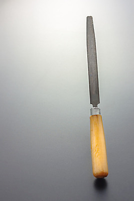 포토 JPG 해외이미지 손 디자인 산업 백그라운드 노동자 주택 손잡이 사람없음 건물 목재 세트 쌓기 금속 장비 수확 골동품 흰색 기구 공구 업무 작업실 수리 수집 철 목수 오브젝트 부식 싱글 흰배경 파일 복고 정비공 조립 고립 그런지 업그레이드 옛날 조작 철강 하드웨어 해외202004 해외포토 나무 직업 건축물 컬러 농업 재료 모션 재질 신체부위 컴퓨터 도구 작업 기술자 파일형식 이미지허브