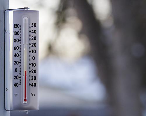 포토 JPG 해외이미지 계절 크리스마스 겨울 자연 사람없음 야외 냉동 얼음 추위 흰색 눈송이 온도계 12월 서리 보케 해외202004 해외포토 자연요소 기념일 컬러 눈_날씨 날짜 생태계 파일형식 이미지허브