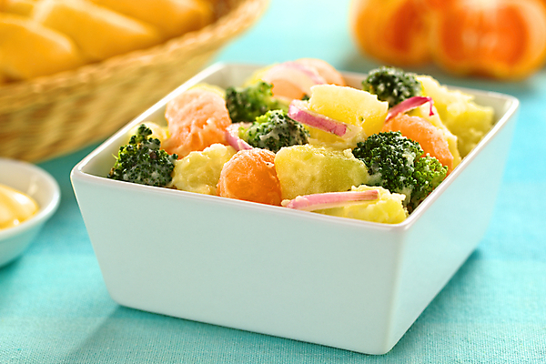 포토 JPG 해외이미지 접시 음식 채소 과일 양파 귤 감자 건강 요리 사람없음 가로 식사 저녁식사 샐러드 신선 조미료 사발 브로콜리 날것 마요네즈 점심식사 채식주의자 핸드메이드 해외202004 해외포토 식기 사기그릇 소스_음식 채식 향미료 파일형식 이미지허브