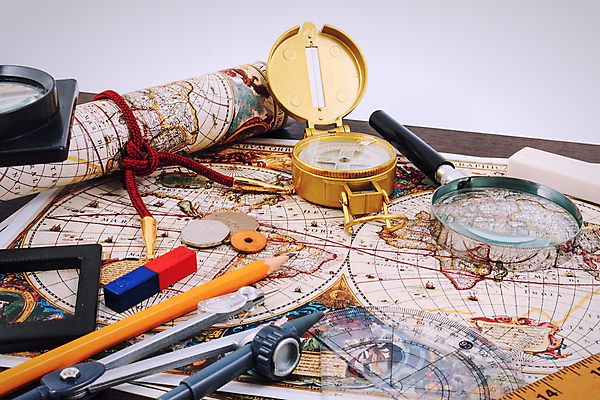 포토 JPG 해외이미지 라이프스타일 종이 바다 여행 백그라운드 컨셉 지도 돈 장신구 탁자 돋보기 휴가 설계 문구용품 사람없음 목재 세트 세계 사무실 연필 카메라 쪽지 공백 계산기 탐험 수확 골동품 나침반 모험가 오브젝트 준비 복고 정사각형 자석 옛날 원정 캘리퍼스 항목 해외202004 해외포토 도형 나무 가구 농업 비즈니스 재료 학용품 생활 전자제품 필기구 장비 공구 재산 파일형식 이미지허브