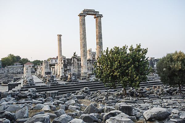 포토 JPG 해외이미지 건축물 여행 건축양식 사람없음 골동품 바위 기둥 도시 과거 대리석 기념물 칠면조 랜드마크 해외202004 해외포토 건축 컨셉 재료 조류 돌_바위 파일형식 이미지허브