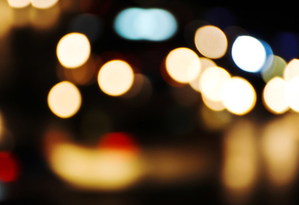 포토 JPG 해외이미지 도로 백그라운드 모션 자동차 추상 전등 거리 사람없음 야외 빛 반사 어둠 도시 점 원형 야간 보케 타운 블러 유흥 효과 해외202004 해외포토 자연요소 도형 길 육상교통 무늬 교통시설 조명 파일형식 이미지허브