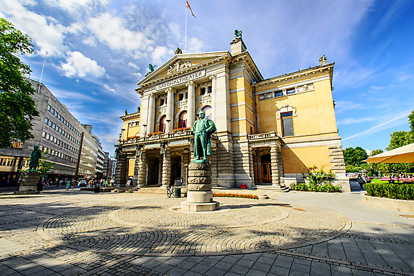 포토 JPG 해외이미지 문화 건축양식 놀이 노르웨이 미술 사람없음 건물 조각상 무대 극장 장면 스칸디나비아 오슬로 전국 해외202004 해외포토 건축물 건축 유럽 문화예술 조형물 파일형식 이미지허브
