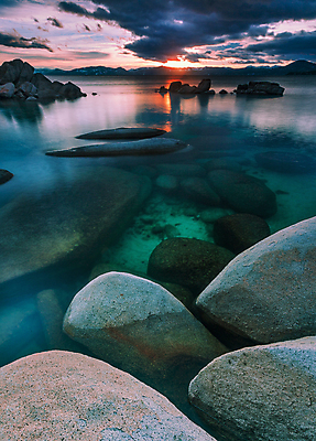 포토 JPG 해외이미지 나무 구름 계절 호수 섬 여행 북아메리카 자연 하늘 휴식 산 풍경 사람없음 야외 가로 물 파란색 하이앵글 컬러풀 반사 여행객 환경 미국 황혼 일몰 봄 재활용 탐험 안개 가을 조약돌 바위 신선 투명 저녁 큼 언덕 캘리포니아 암초 폭풍 발견 내추럴 서쪽 웅장함 해외202004 해외포토 자연요소 식물 뷰포인트 컬러 컨셉 날씨 아메리카 사람 노을 돌_바위 야간 크기 방향 친환경 생태계 파일형식 이미지허브