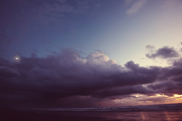 포토 JPG 해외이미지 구름 바다 백그라운드 자연 하늘 날씨 풍경 사람없음 야외 빛 환경 어둠 일몰 새벽 수확 분위기 폭풍 내추럴 생태학 특별함 필터 해외202004 해외포토 자연요소 교육 컨셉 농업 노을 생태계 파일형식 이미지허브