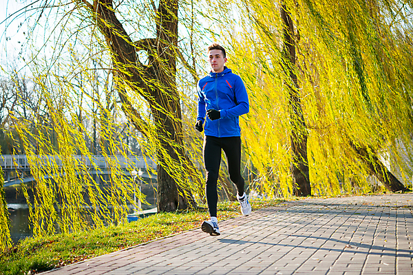 포토 JPG 해외이미지 라이프스타일 공원 남자 건강 한명 사람 성인 야외 달리기 조깅 운동 맑음 연습 성인남자한명만 해외202004 해외포토 1 공공시설 모션 날씨 생활 남자한명만 성인남자만 파일형식 이미지허브
