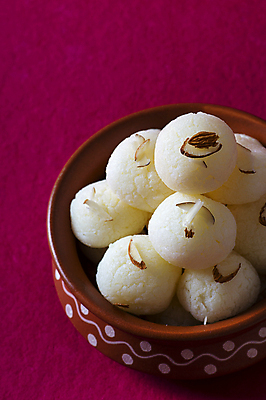 포토 JPG 해외이미지 디저트 사람없음 도자기 원형 사기그릇 인도음식 해외포토 도형 그릇 음식 동양음식 파일형식 이미지허브