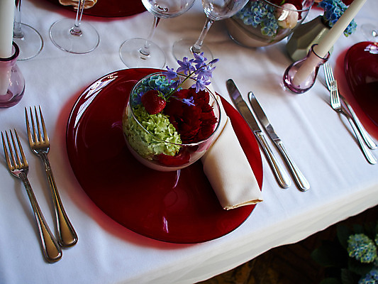 포토 JPG 해외이미지 식기 접시 꽃 음료 음식 결혼 포크 와인잔 유리 탁자 호텔 창조 요리 이벤트 사람없음 내부 장식 세트 컬러풀 파티 식당 와인 식사 저녁식사 희망 카페 식탁보 축하 직물 칼 고급 우아함 은색 배열 서비스 만족 냅킨 설정 점심식사 백자 접수 정중 해외202004 해외포토 식물 감정 컬러 가구 컨셉 술잔 재질 숙소 주류 상점 도자기 파일형식 이미지허브