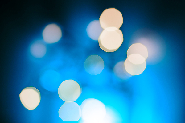 포토 JPG 해외이미지 모양 템플릿 디자인 백그라운드 겨울 추상 사람없음 장식 반짝임 축하 소프트포커스 신비 레이아웃 보케 광 해외202004 해외포토 계절 컨셉 무늬 모션 촬영기법 파일형식 이미지허브