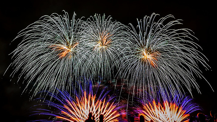 포토 JPG 해외이미지 행복 백그라운드 하늘 불 추상 휴가 새로움 기념 이벤트 사람없음 빨간색 빛 컬러풀 파티 검은색 축제 어둠 자유 로켓 축하 4 야간 큼 폭발 연도 마법 7월 광 독립 해외202004 해외포토 자연요소 감정 컬러 컨셉 무늬 숫자 날짜 크기 파일형식 이미지허브