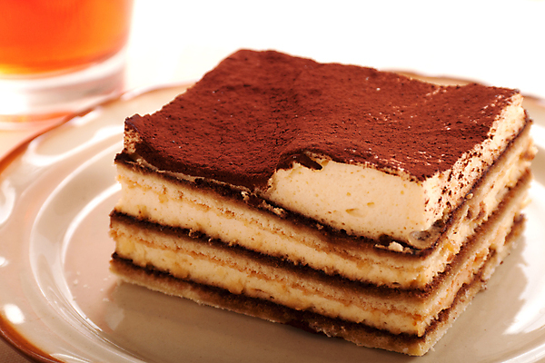 포토 JPG 해외이미지 전통 접시 커피 음식 백그라운드 디저트 치즈 요리 사람없음 갈색 과자 케이크 초콜릿 이탈리아 빵집 신선 생일 달콤 맛 굽기 먹기 크림 싱글 칼로리 에스프레소 코코아 페스츄리 티라미수 해외202004 해외포토 식기 기념일 유럽 음료 빵 컬러 컨셉 모션 유제품 상점 구이 파일형식 이미지허브