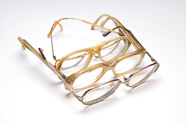 포토 JPG 해외이미지 안경 유리 프레임 사람없음 약 시력 해외202004 해외포토 잡화 의학 재질 파일형식 이미지허브