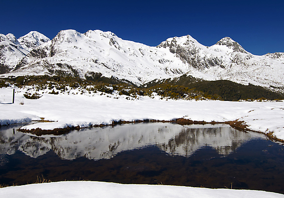 포토 JPG 해외이미지 구름 자연 하늘 산 풍경 사람없음 야외 파란색 관광지 반사 거울 흰색 뉴질랜드 해외202004 해외포토 자연요소 컬러 여행 오세아니아 생태계 파일형식 이미지허브