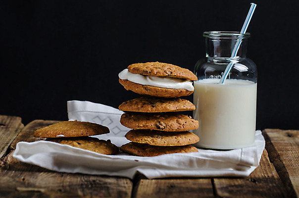 포토 JPG 해외이미지 커피 음료 음식 컨셉 다이어트 유리 디저트 주택 샌드위치 요리 사람없음 컵 가로 쌓기 쿠키 주방 초콜릿 빵집 시골 대접 신선 바 항아리 달콤 폐기물 굽기 먹기 가득함 크림 유기농 냅킨 건포도 뮤즐리 바이오 오트밀 페스츄리 해로움 핸드메이드 해외202004 해외포토 식기 웰빙 빵 모션 재질 포도 건강 건물 상점 도자기 맛 쓰레기 구이 건과일 파일형식 귀리 이미지허브