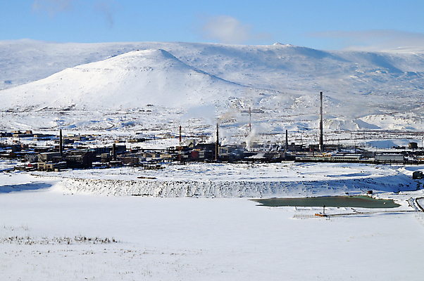 포토 JPG 해외이미지 산업 겨울 공장 자연 산 사람없음 야외 건물 환경 손상 추위 제조 언덕 서리 매연 방앗간 생태학 스모그 파이프라인 해외202004 해외포토 건축물 계절 교육 컨셉 공업 환경오염 생태계 파이프_관 파일형식 이미지허브