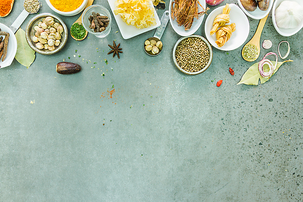 포토 JPG 해외이미지 계절 음식 재료 고추 마늘 종류 요리 사람없음 컬러풀 주방 양념 고수 선택 가루 허브 향신료 레시피 후추 생강 강렬 놋쇠 시나몬 강황 해외202004 해외포토 식물 컬러 컨셉 채소 식재료 향미료 파일형식 이미지허브