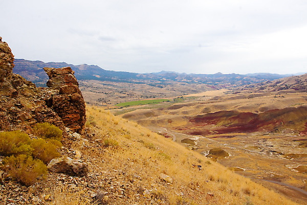 포토 JPG 해외이미지 자연 풍경 사람없음 가로 빨간색 컬러풀 골짜기 절벽 땅 해외202004 해외포토 컬러 생태계 파일형식 이미지허브