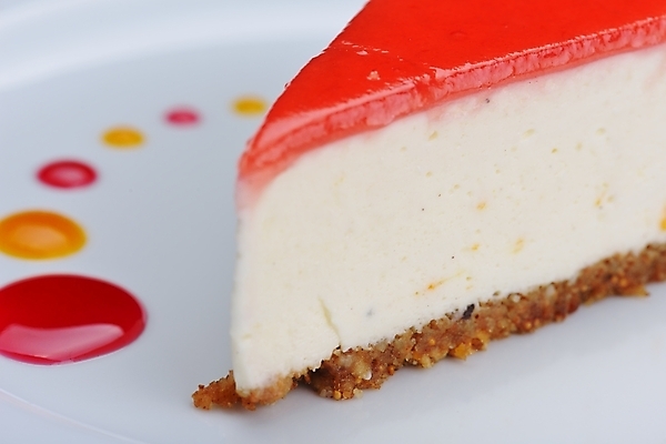 포토 JPG 해외이미지 디저트 실내 근접촬영 사람없음 시럽 치즈케이크 해외202004 해외포토 음식 뷰포인트 내부 케이크 파일형식 이미지허브