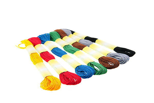 포토 JPG 해외이미지 백그라운드 포장 새로움 창조 사람없음 빨간색 초록색 파란색 컬러풀 갈색 노란색 검은색 회색 흰색 실 실크 오브젝트 자수 고립 줄서기 해외202004 해외포토 컬러 컨셉 모션 직물 파일형식 이미지허브