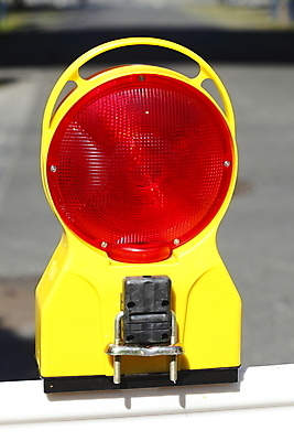 포토 JPG 해외이미지 독일 사람없음 램프 도시 사인 도로표지판 펜싱 해외202004 해외포토 유럽 도로 스포츠 조명 표지판 파일형식 이미지허브