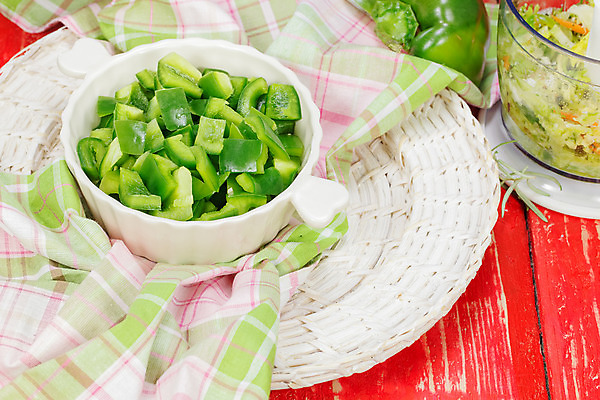 포토 JPG 해외이미지 음식 조각 농업 다이어트 채소 재료 고추 탁자 파프리카 건강 요리 사람없음 초록색 우주 주방 활발 젖음 종 흰색 기구 물방울 신선 달콤 자르기 먹기 오브젝트 준비 유기농 날것 후추 내추럴 숙성 채식주의자 프로세서 개조 해외202004 해외포토 웰빙 산업 컬러 가구 컨셉 모션 맛 향신료 채식 파일형식 이미지허브